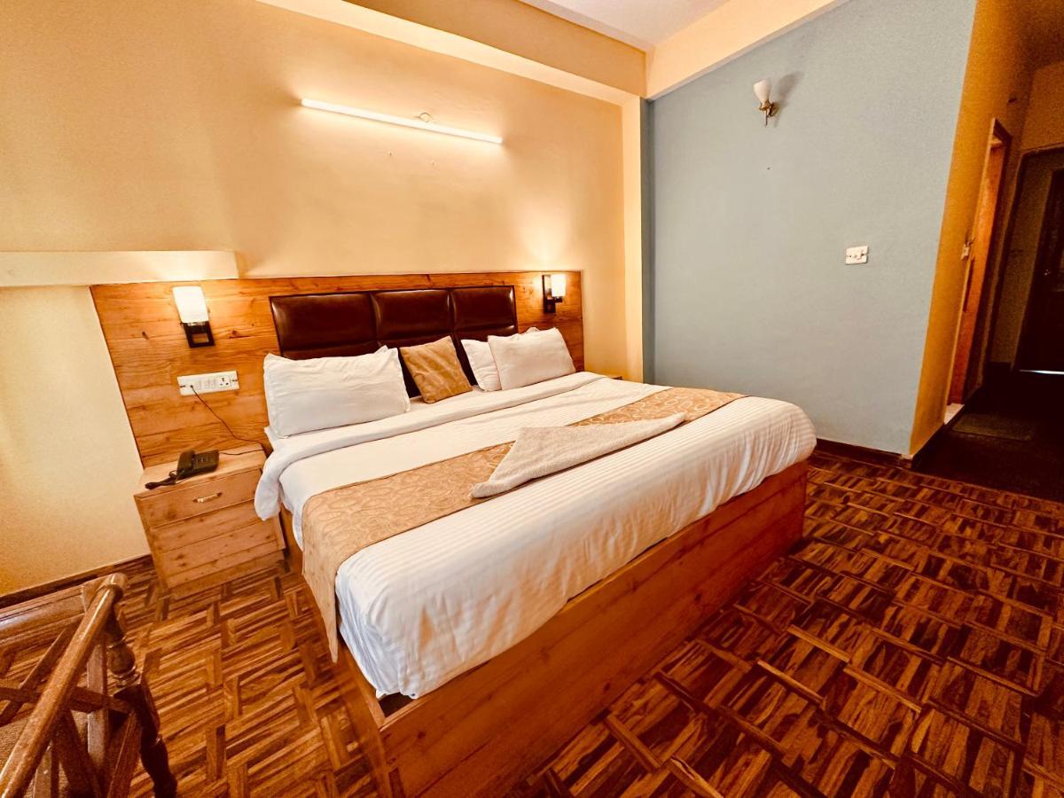 Hotel Grand Kalinga - Near Volvo Bus Stand Manali Экстерьер фото
