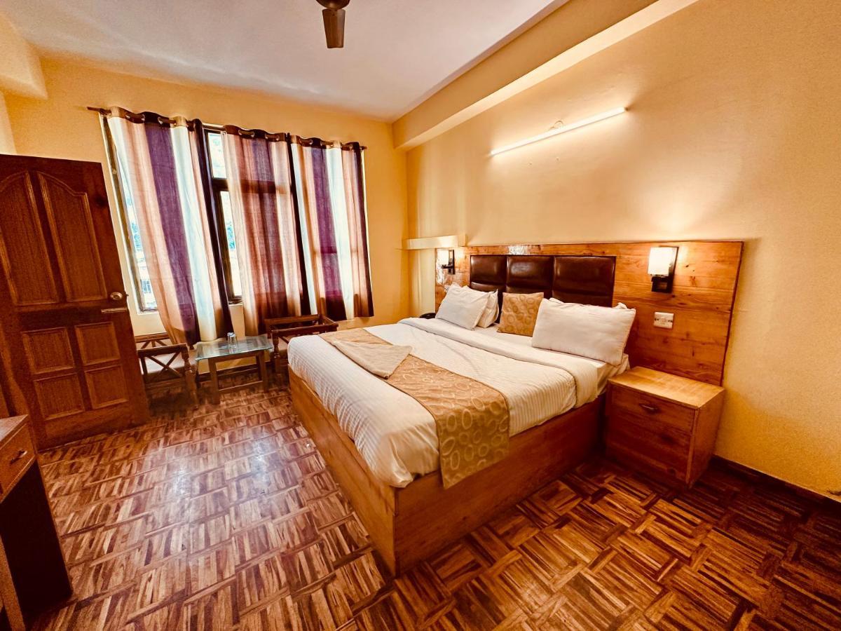 Hotel Grand Kalinga - Near Volvo Bus Stand Manali Экстерьер фото